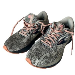 Brooks Women's adrenaline GTS 21 Running athletic  Shoe- Black and Pink Sz 9